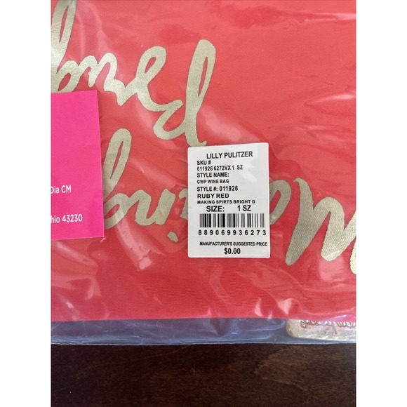 NWT Lilly Pulitzer Wine Bag Tote Ruby Red “Making Spirits Bright” - Picture 3 of 4
